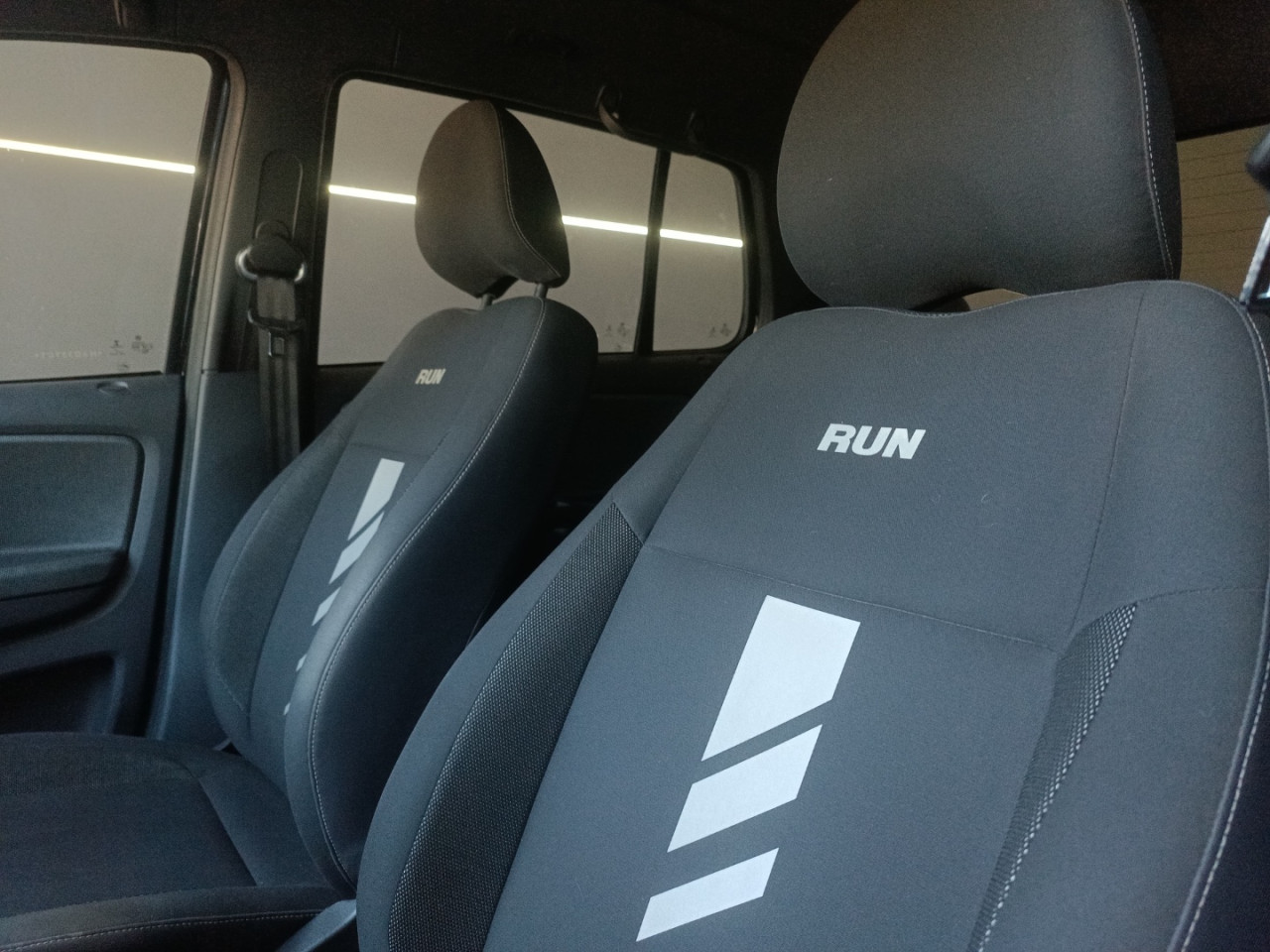 VOLKSWAGEN Fox 1.6 4P RUN FLEX