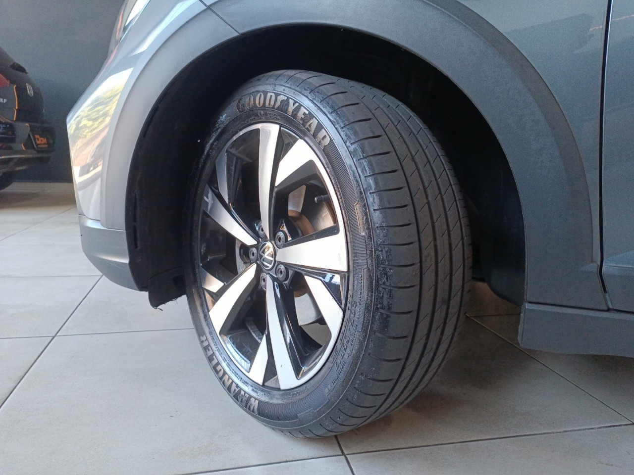 Nivus 1.0 4P FLEX 200 TSI HIGHLINE TURBO AUTOMÁTICO