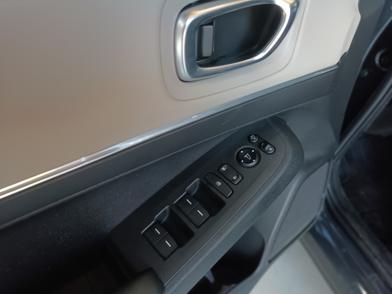 HR-V 1.5 16V 4P FLEX TOURING TURBO AUTOMÁTICO CVT