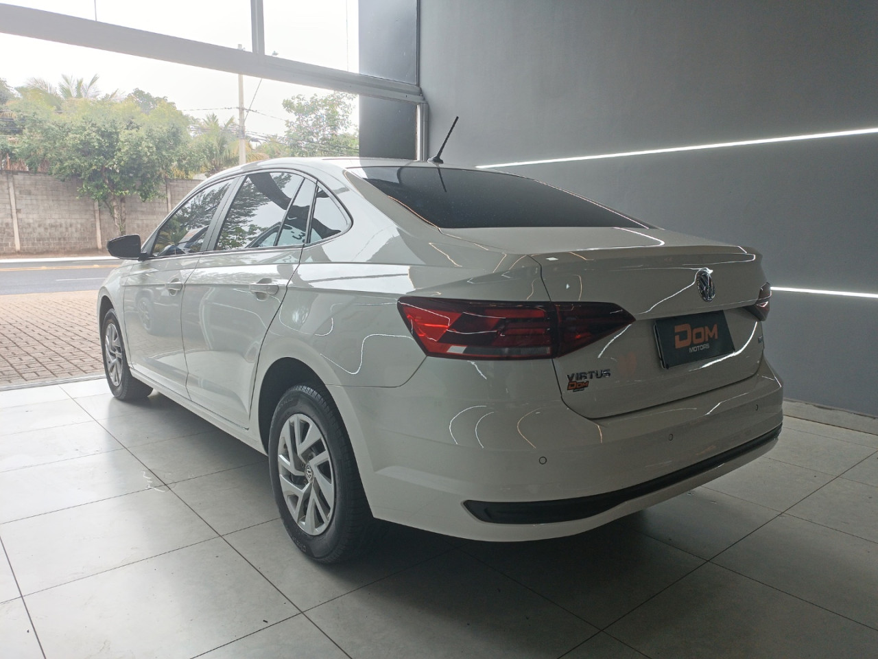 VOLKSWAGEN Virtus 1.6 4P MSI FLEX SENSE AUTOMÁTICO