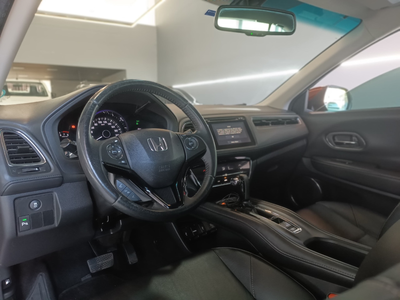 HR-V 1.8 16V 4P TOURING FLEX AUTOMÁTICO CVT