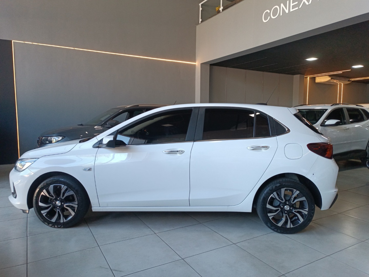 Onix Hatch 1.0 12V 4P FLEX PREMIER TURBO AUTOMÁTICO