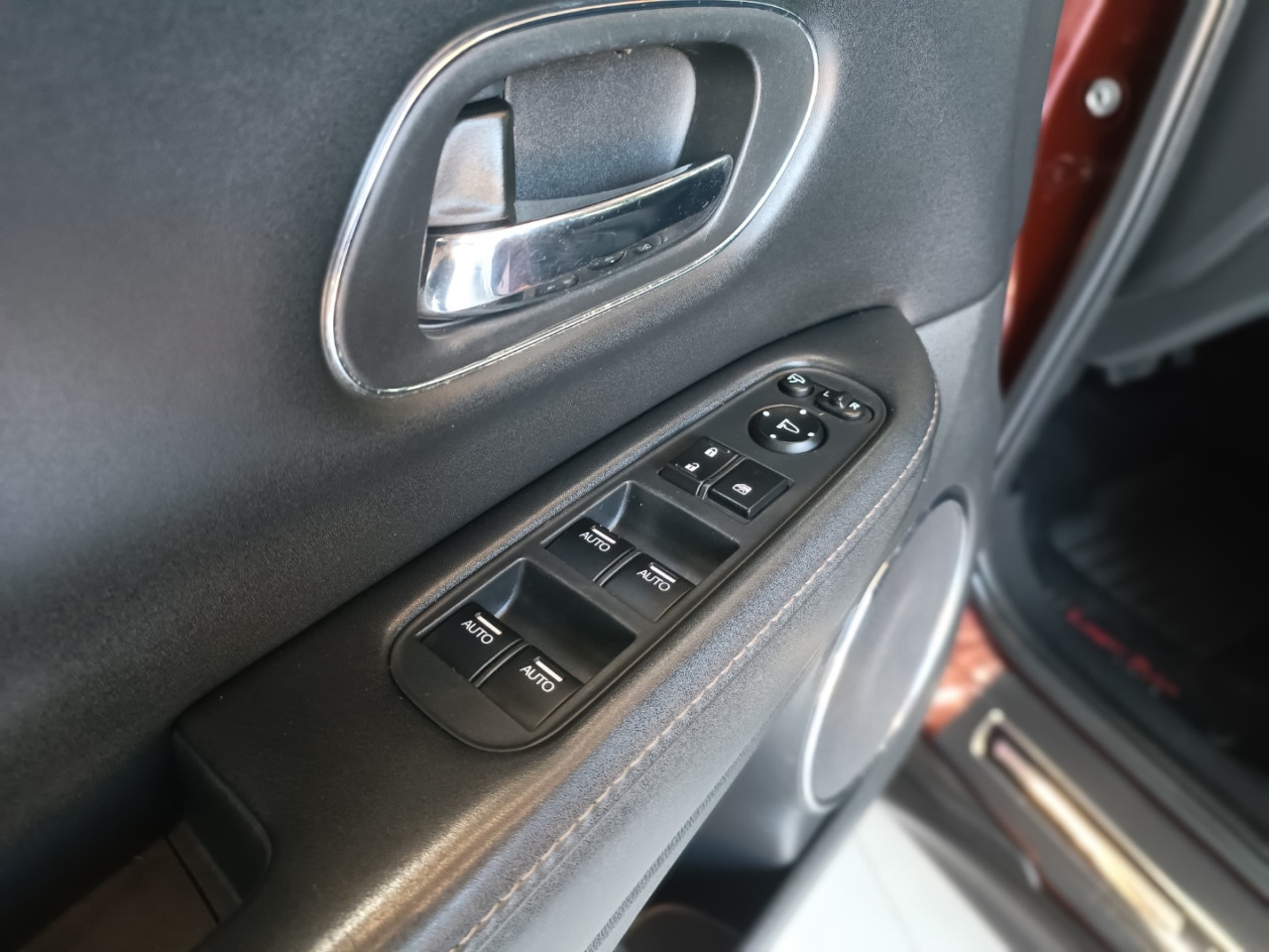 HR-V 1.8 16V 4P TOURING FLEX AUTOMÁTICO CVT