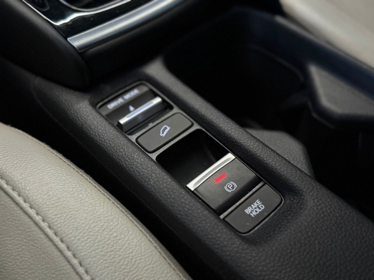 HR-V 1.5 16V 4P FLEX ADVANCE TURBO AUTOMÁTICO CVT
