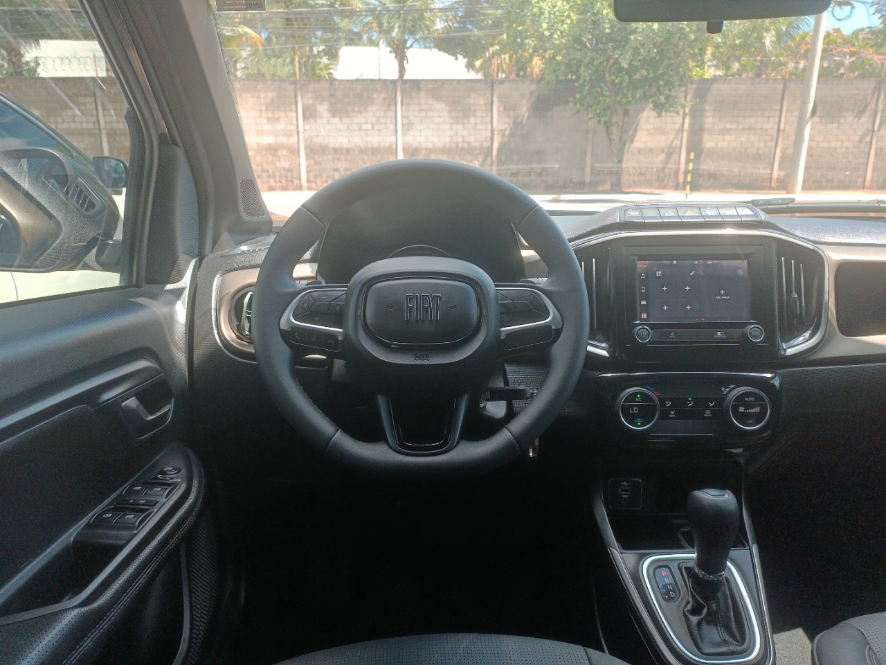 FIAT Strada 1.3 4P FIREFLY FLEX VOLCANO CABINE DUPLA AUTOMÁTICO