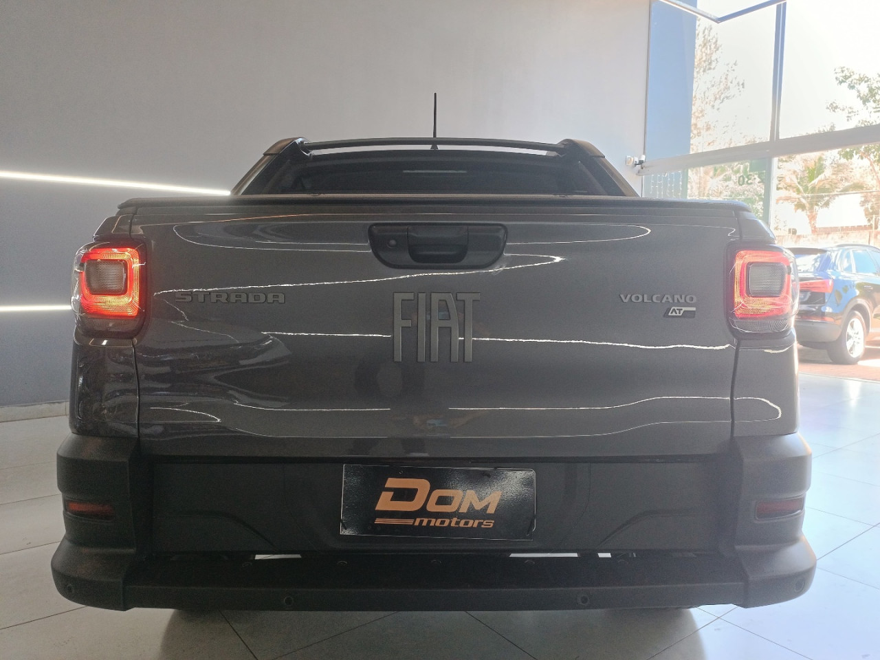 FIAT Strada 1.3 4P FIREFLY FLEX VOLCANO CABINE DUPLA AUTOMÁTICO