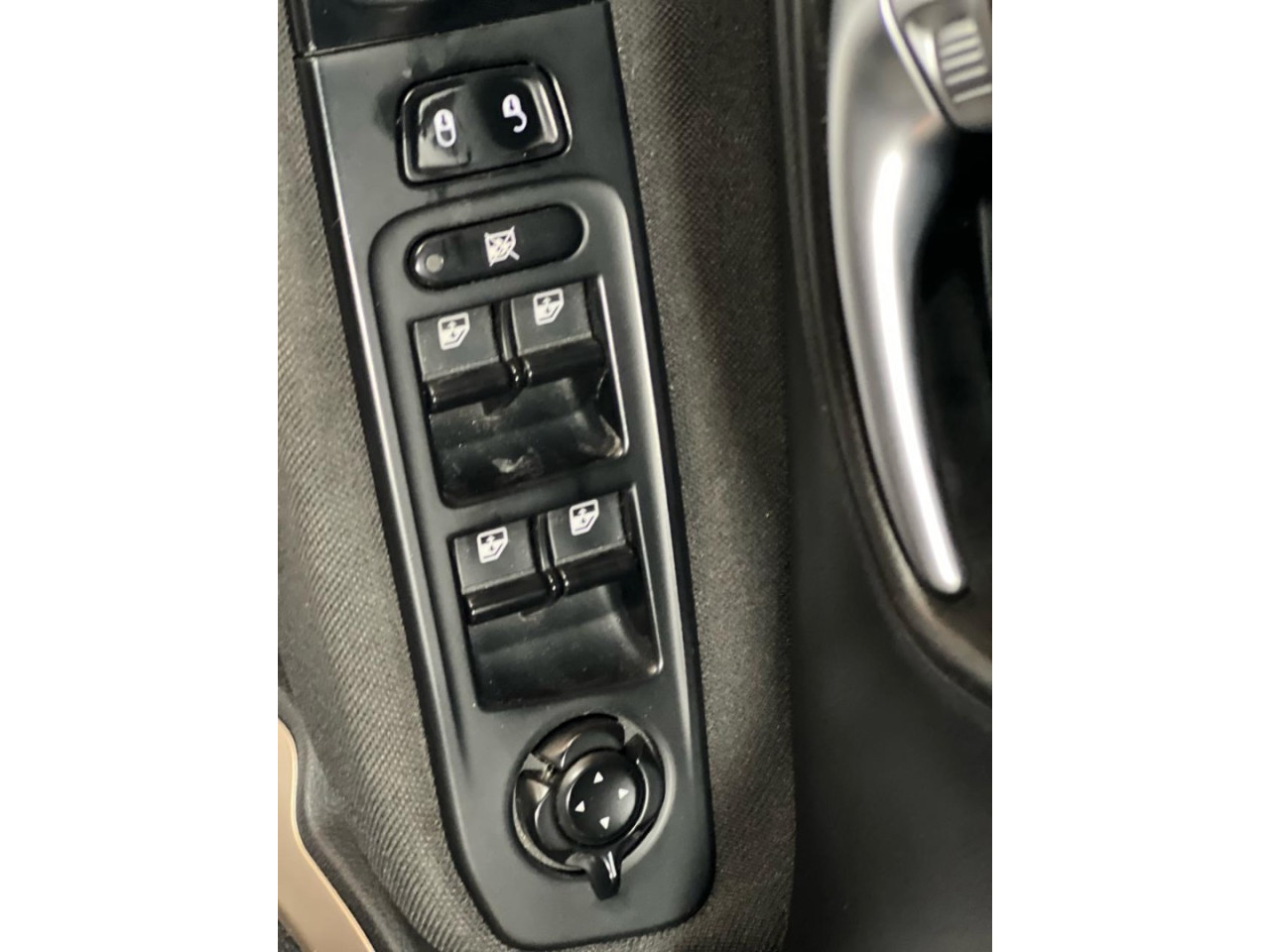 Renegade 1.8 16V 4P FLEX SPORT AUTOMÁTICO