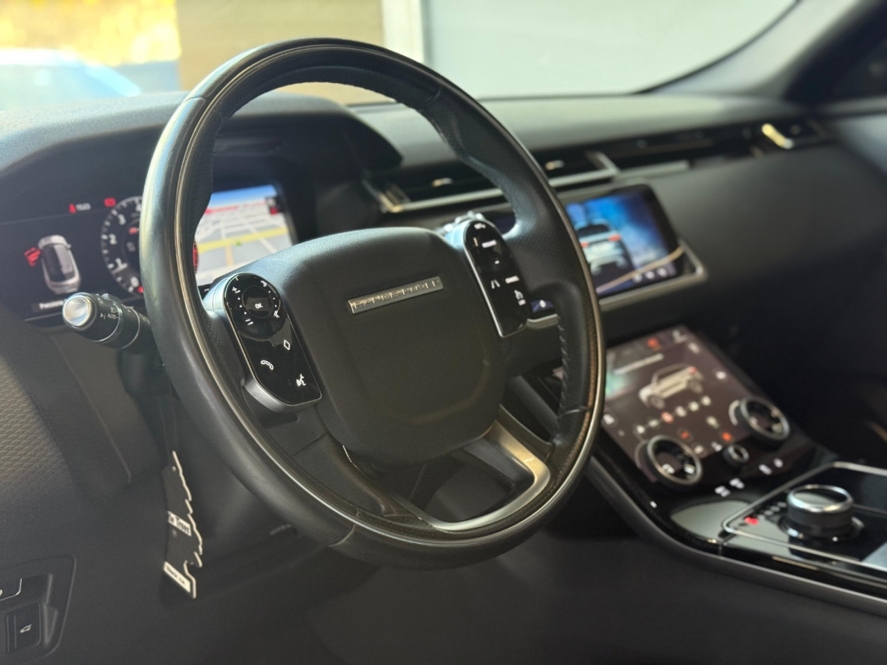 Range Rover Velar 2.0 16V 4P P300 SE R-DYNAMIC AUTOMÁTICO