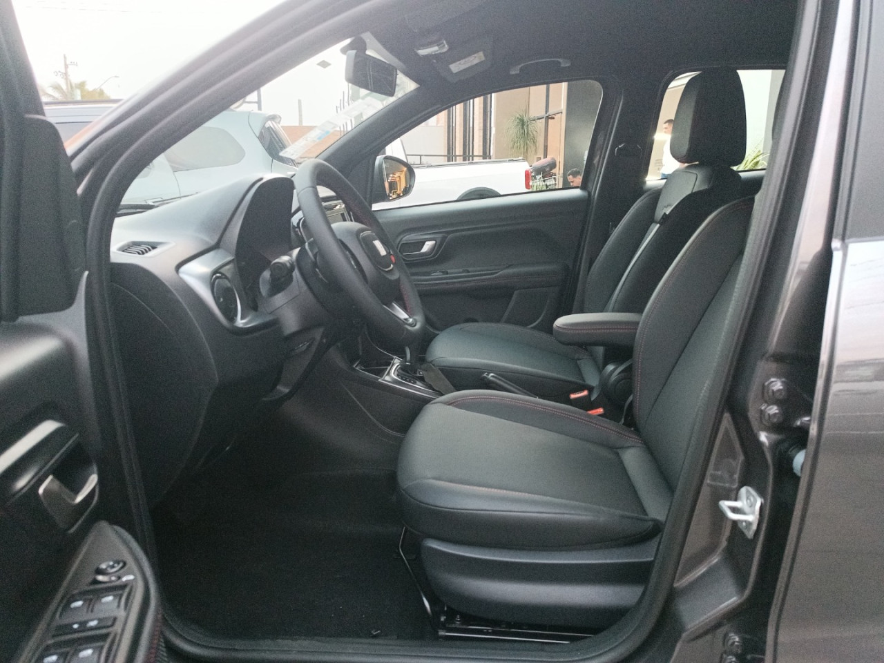 Strada 1.0 12V TURBO 200 FLEX ULTRA CABINE DUPLA AUTOMÁTICO CVT