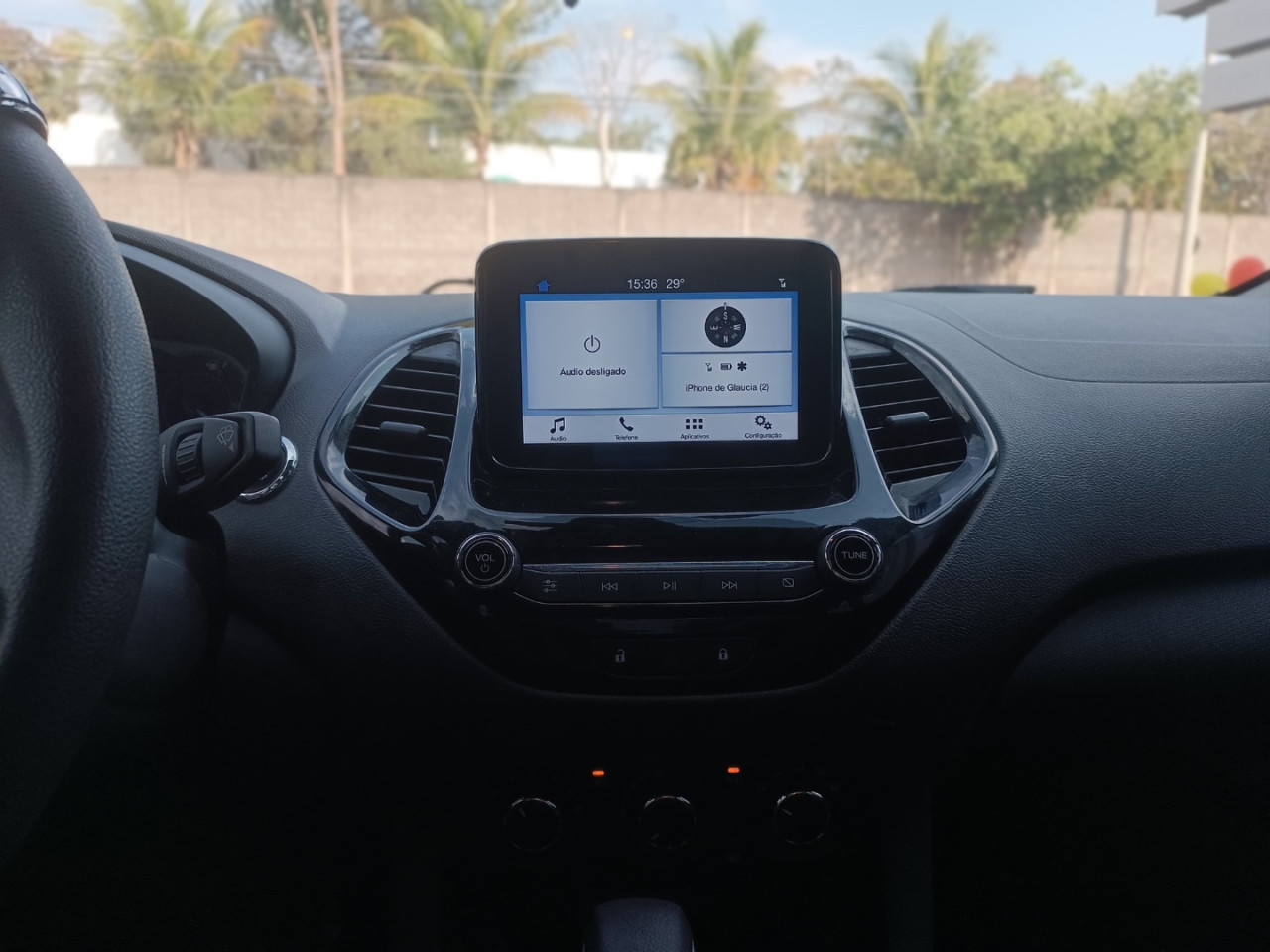 Ka Hatch 1.5 12V 4P TI-VCT FLEX TITANIUM AUTOMÁTICO