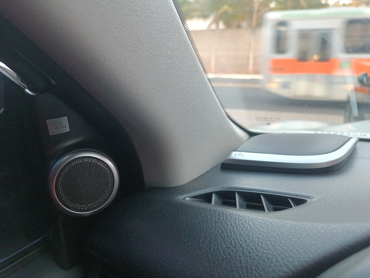 Hilux SW4 2.8 16V 4P SRX 4X4 7 LUGARES TURBO DIESEL AUTOMÁTICO