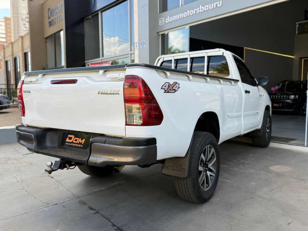 Hilux Caminhonete 2.8 4X4 DIESEL CABINE SIMPLES