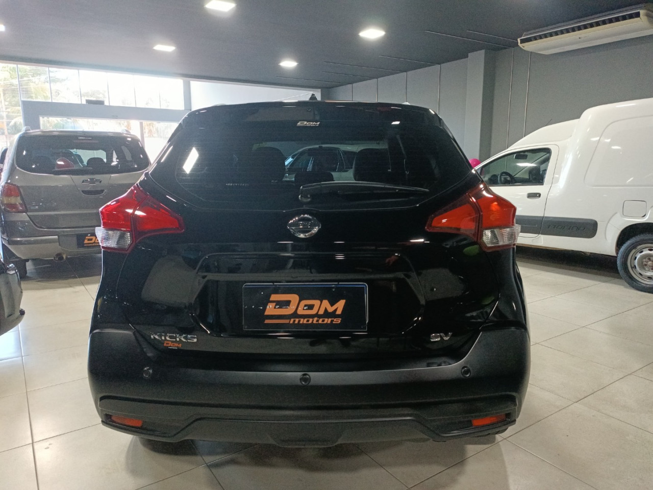 Kicks 1.6 16V 4P FLEX SV X-TRONIC AUTOMÁTICO CVT