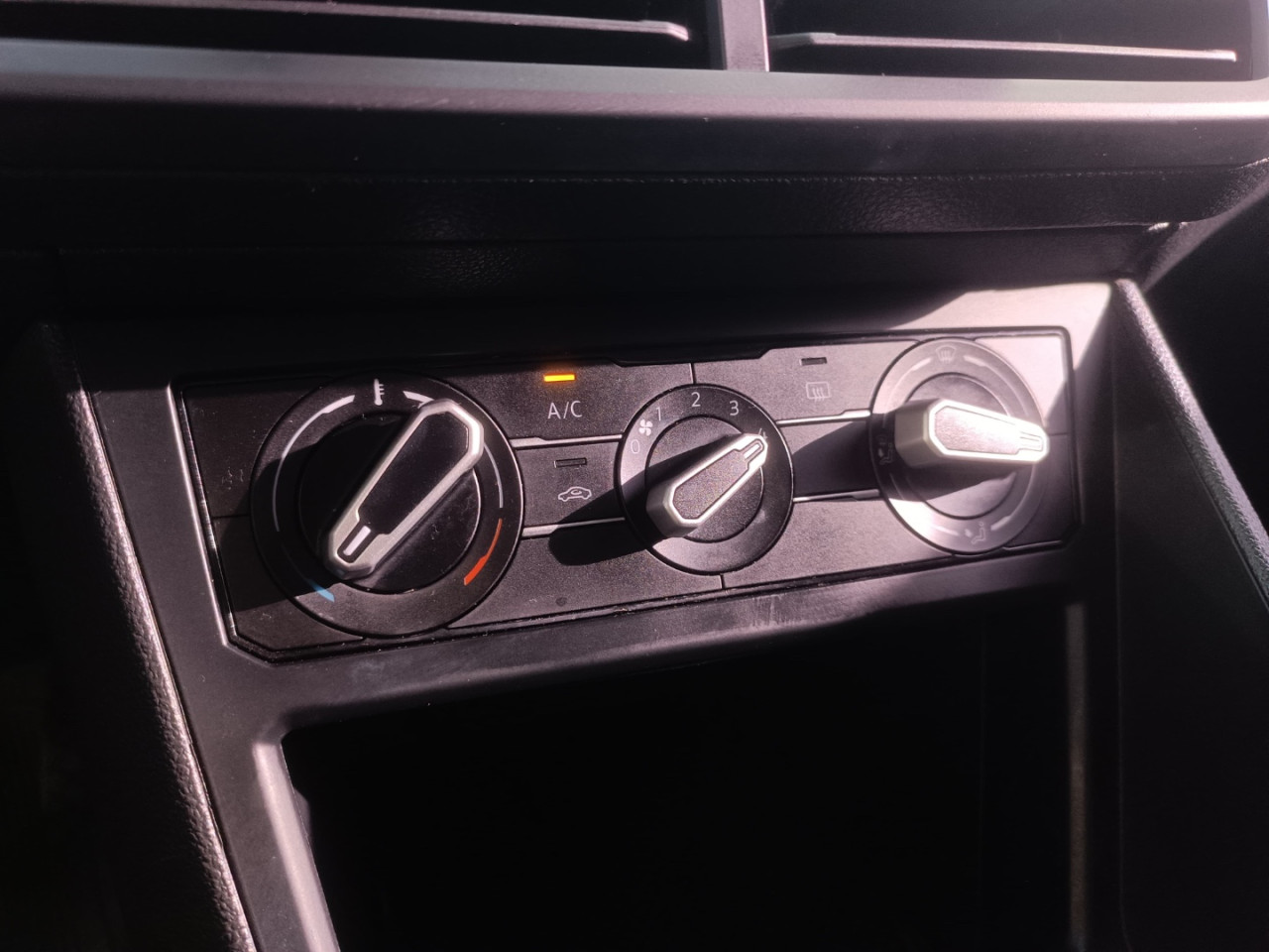 VOLKSWAGEN Polo Hatch 1.6 4P MSI FLEX