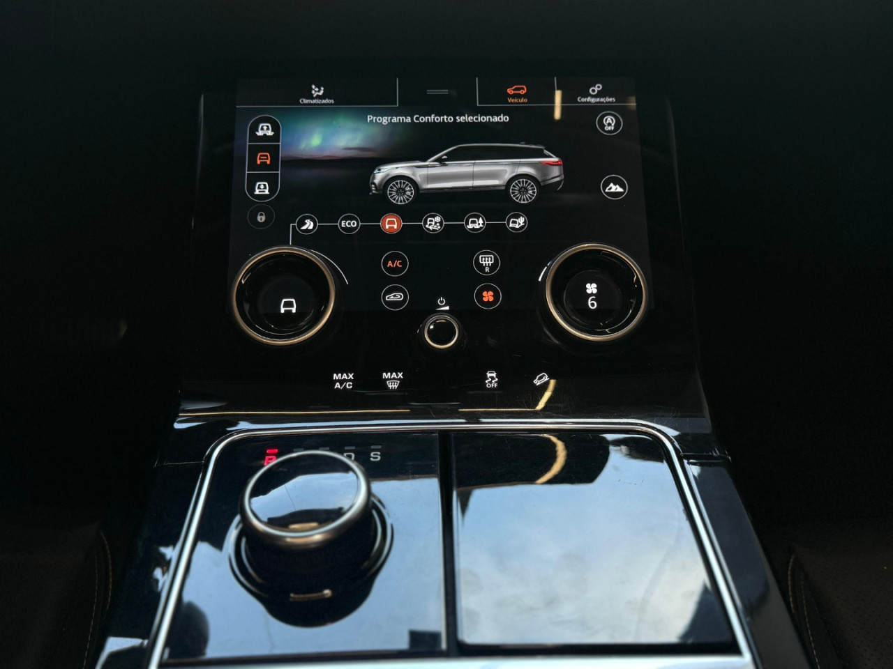 Range Rover Velar 2.0 16V 4P P300 SE R-DYNAMIC AUTOMÁTICO