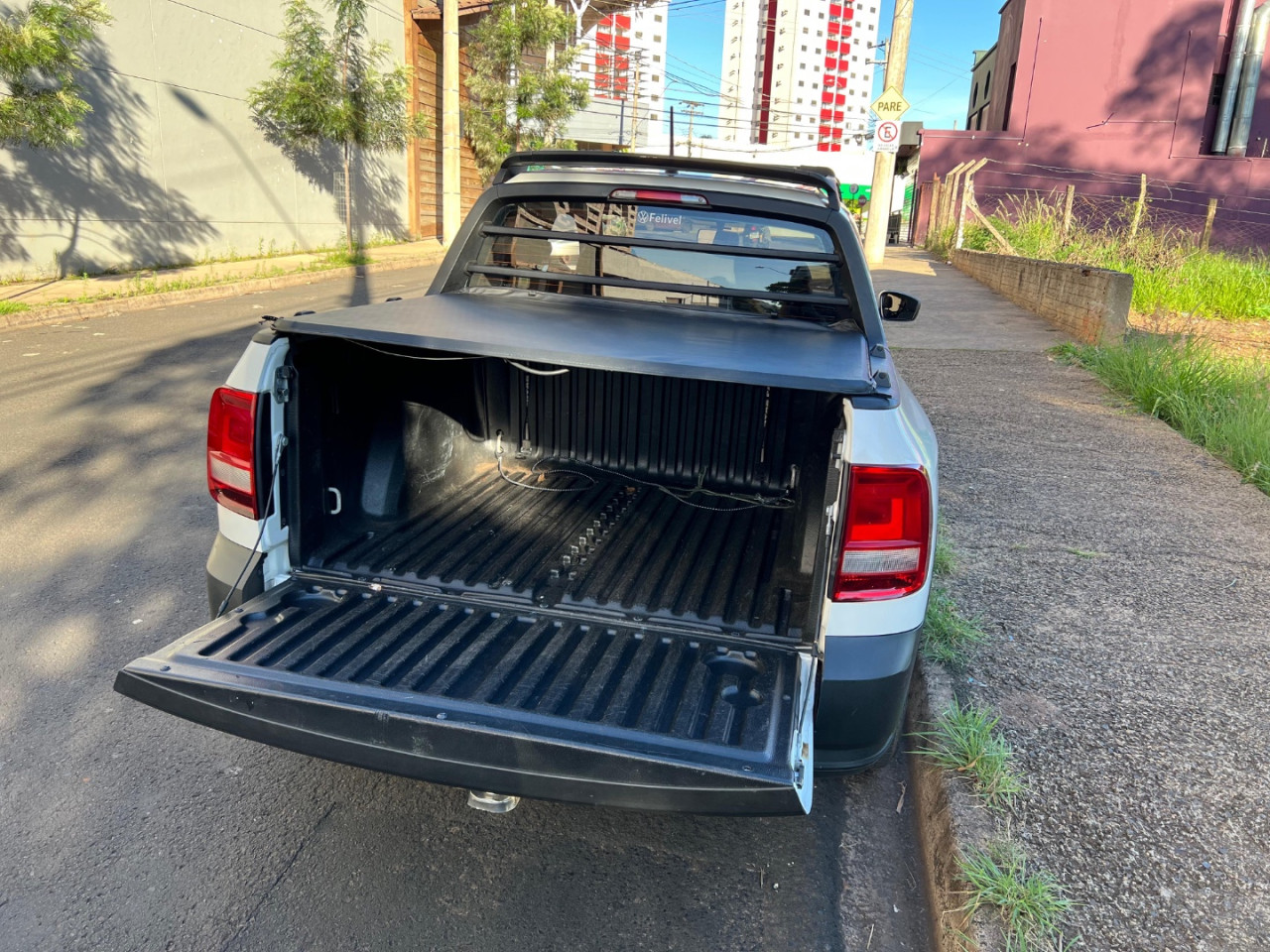 VOLKSWAGEN Saveiro 1.6 16V FLEX MSI ROBUST CABINE DUPLA