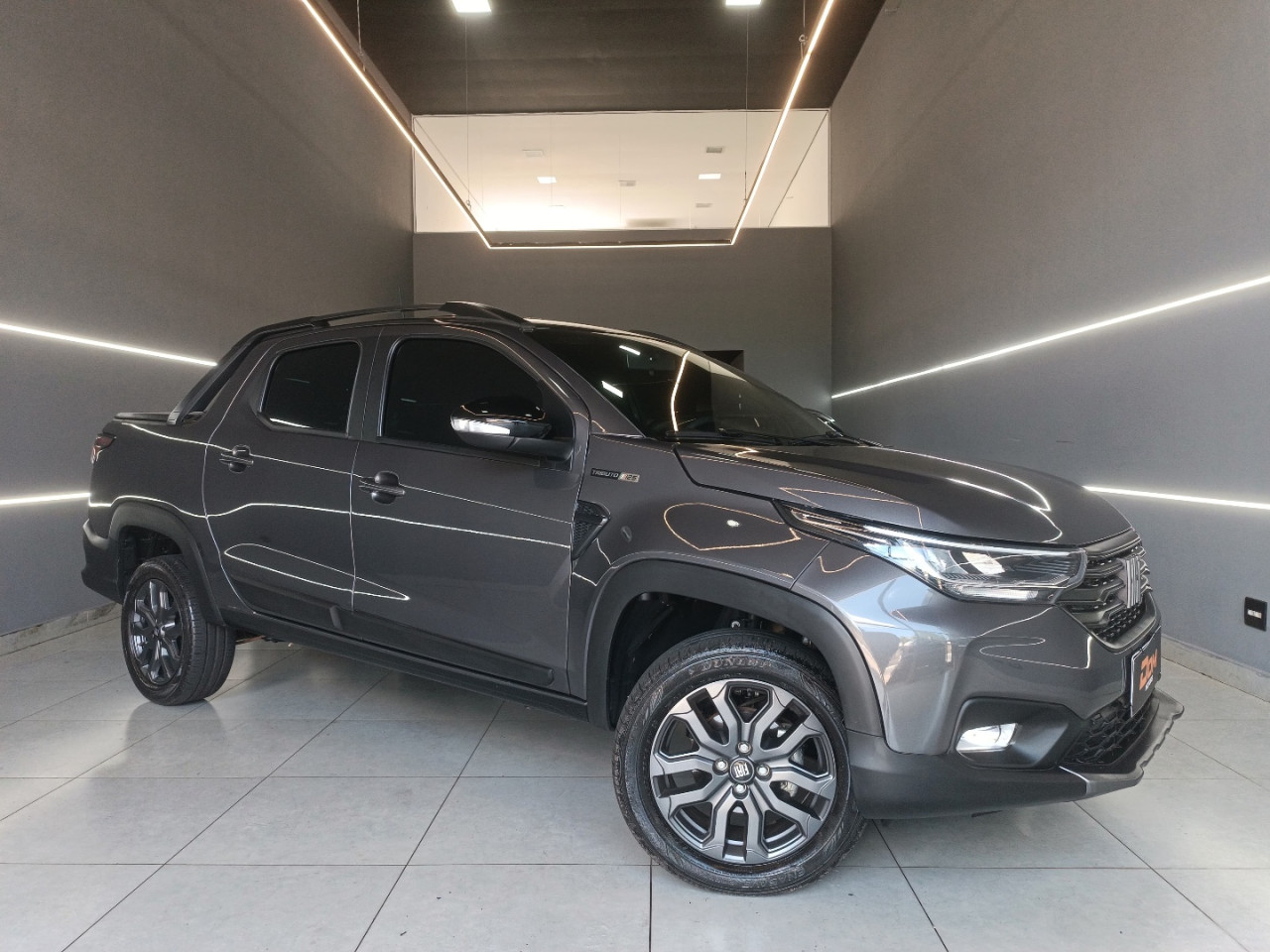 FIAT Strada 1.3 4P FIREFLY FLEX VOLCANO CABINE DUPLA AUTOMÁTICO