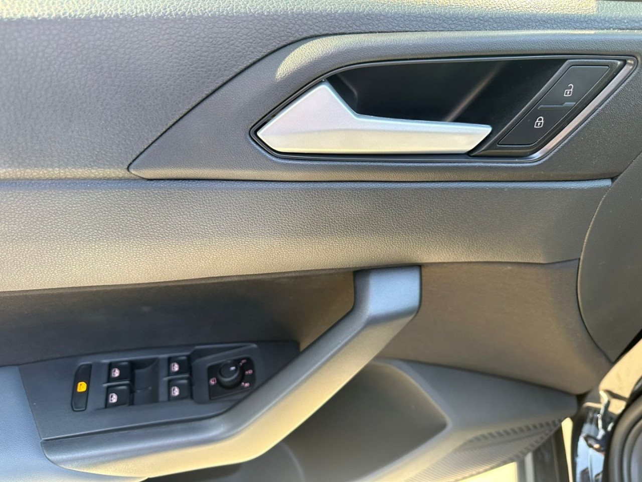 Nivus 1.0 4P FLEX 200 TSI HIGHLINE TURBO AUTOMÁTICO