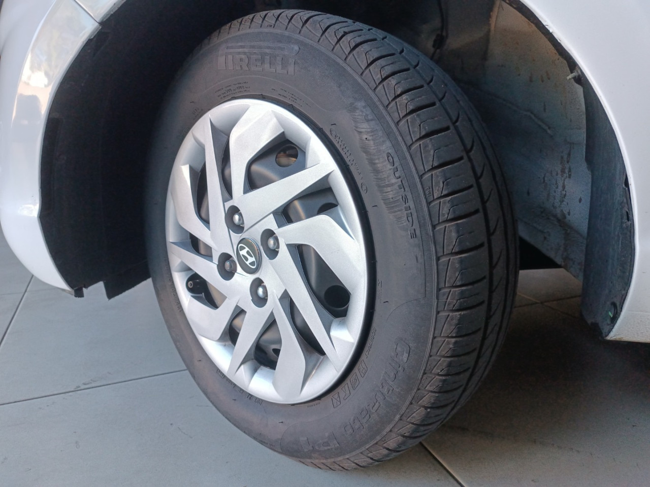 HB 20 Hatch 1.0 12V 4P FLEX SENSE