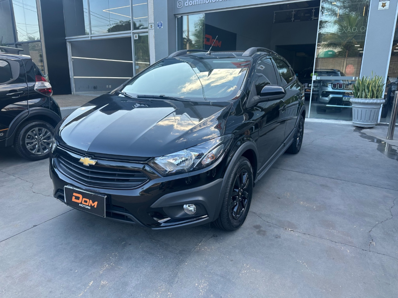 Onix Hatch 1.4 4P FLEX ACTIV AUTOMÁTICO