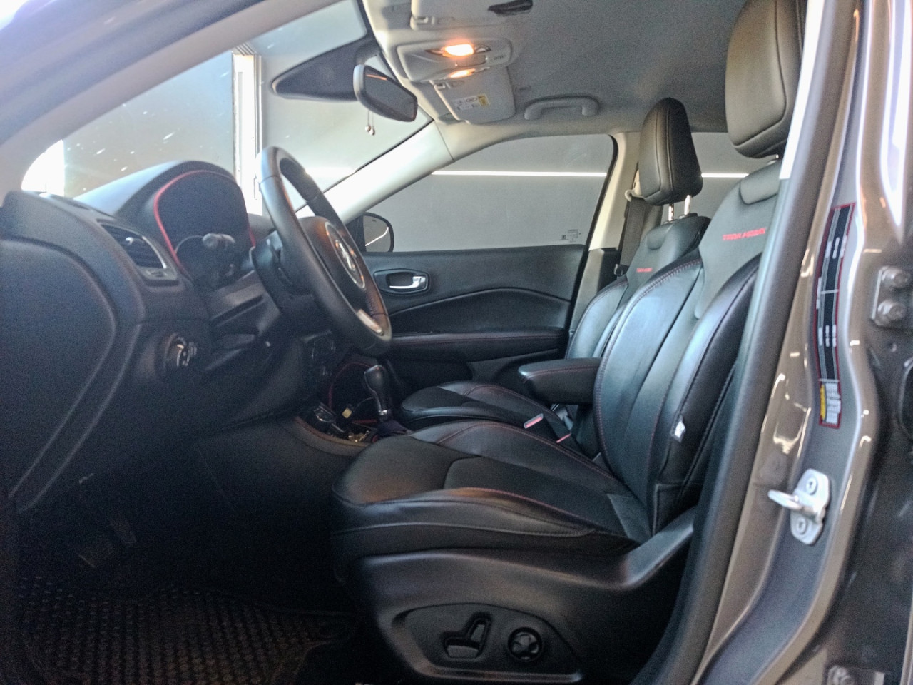 JEEP Compass 2.0 16V 4P 350 TRAILHAWK 4X4 TURBO DIESEL AUTOMÁTICO
