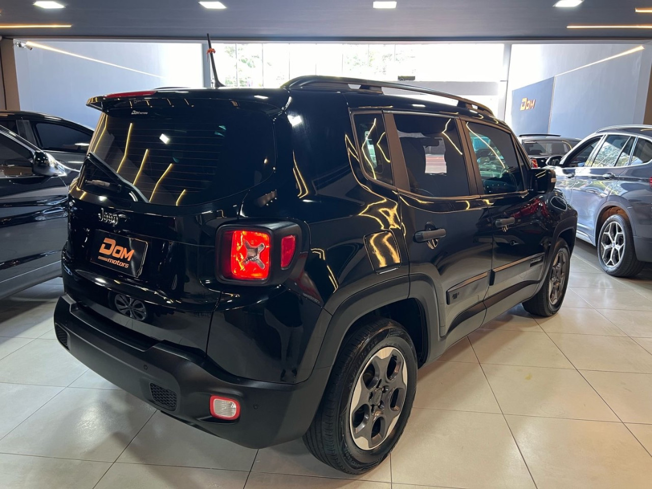 Renegade 1.8 16V 4P FLEX AUTOMÁTICO