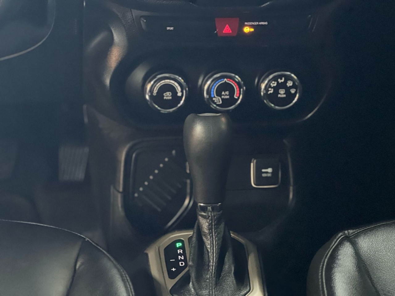 Renegade 1.8 16V 4P FLEX SPORT AUTOMÁTICO