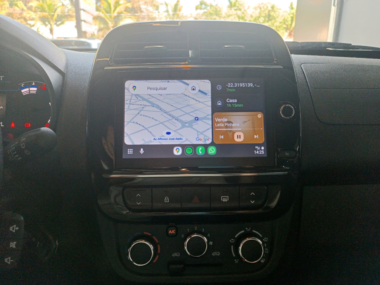 Kwid 1.0 12V 4P SCE FLEX OUTSIDER