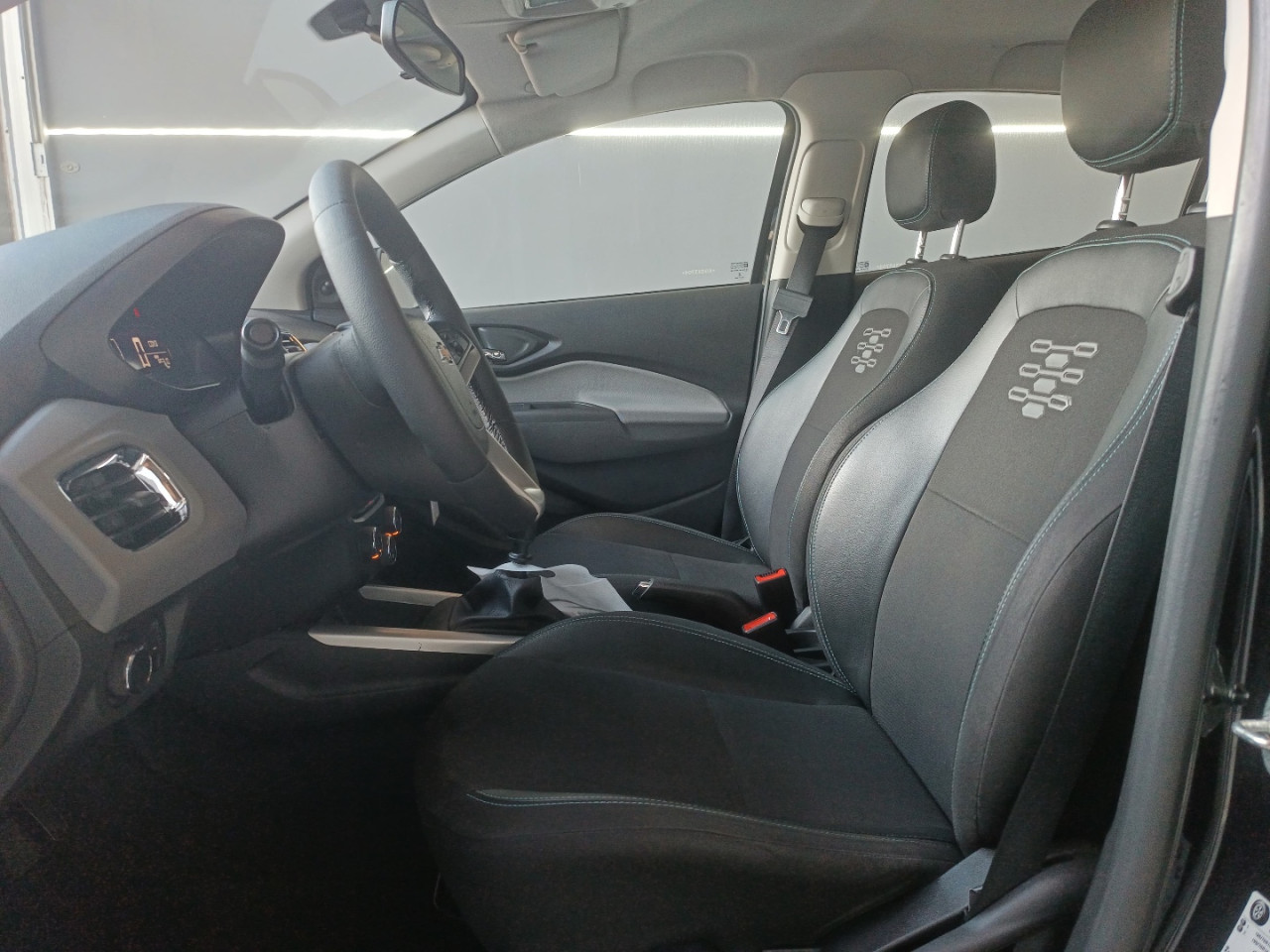 CHEVROLET Onix Hatch 1.0 4P FLEX LT