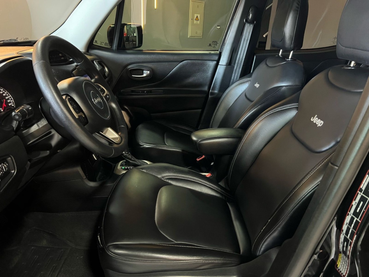Renegade 1.8 16V 4P FLEX AUTOMÁTICO