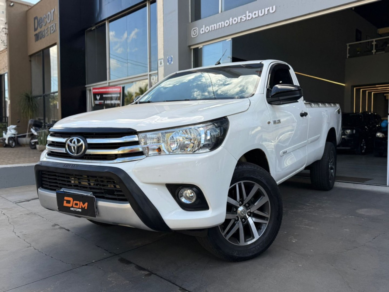 Hilux Caminhonete 2.8 4X4 DIESEL CABINE SIMPLES