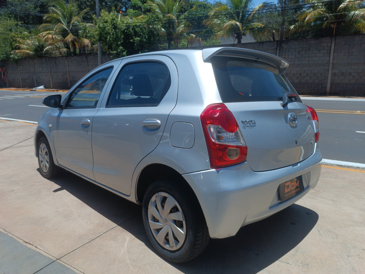 TOYOTA Etios Hatch 1.3 16V 4P FLEX X