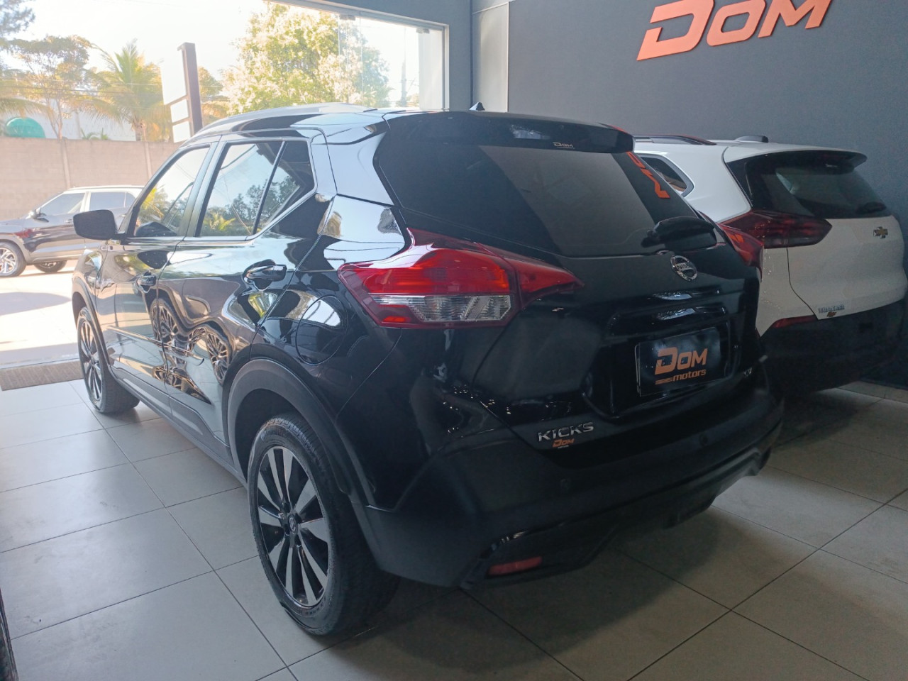 Kicks 1.6 16V 4P FLEX SV X-TRONIC AUTOMÁTICO CVT