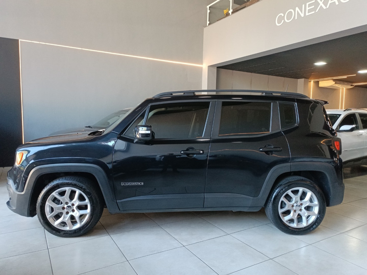 Renegade 1.8 16V 4P FLEX LONGITUDE AUTOMÁTICO