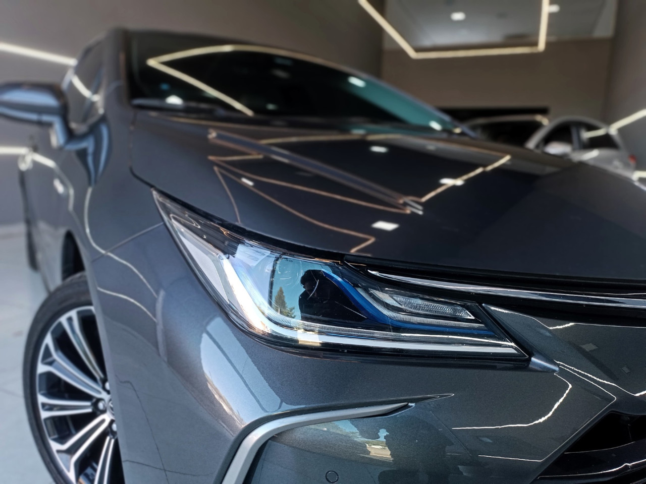 Corolla 1.8 16V 4P FLEX HÍBRIDO ALTIS A PREMIUM AUTOMÁTICO CVT