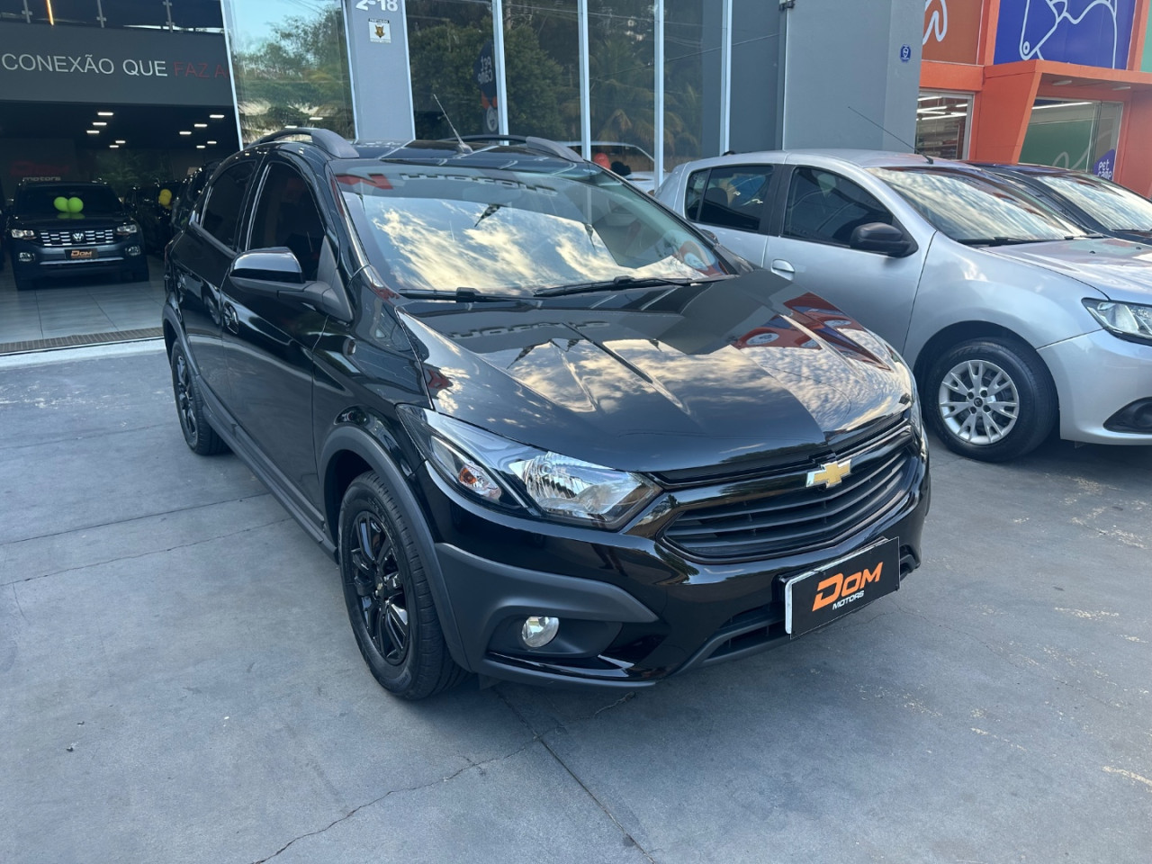 Onix Hatch 1.4 4P FLEX ACTIV AUTOMÁTICO