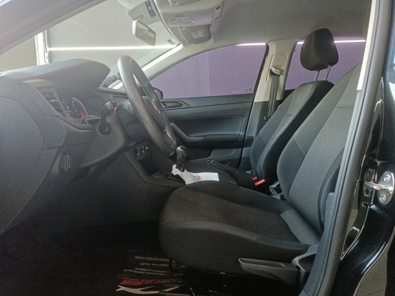 VOLKSWAGEN Polo Hatch 1.6 4P MSI FLEX