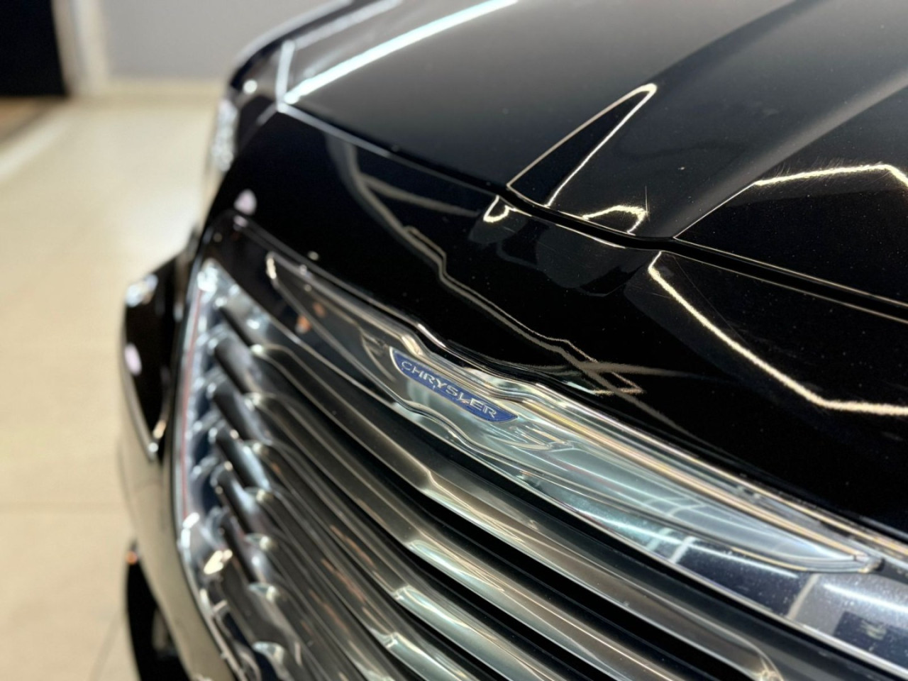 300 C 3.6 V6 24V 4P AUTOMÁTICO