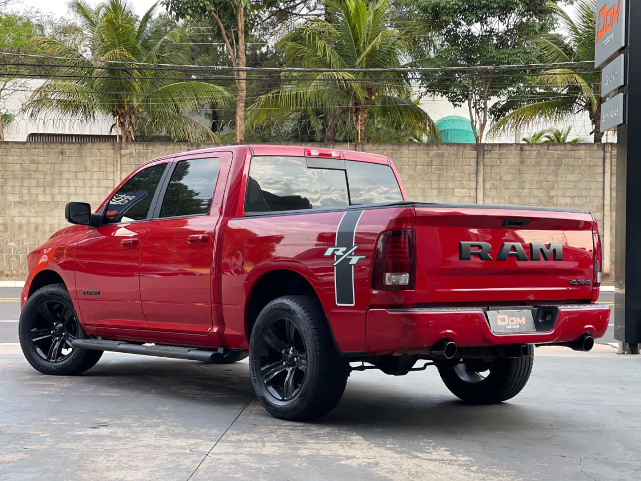 RAM Classic 5.7 V8 32V 4P R/T 4X4 AUTOMÁTICO