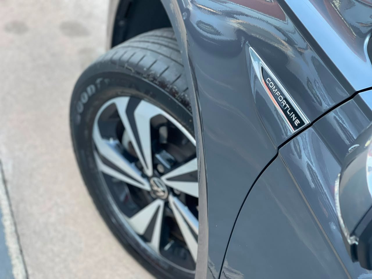 VOLKSWAGEN Virtus 1.0 4P 200 TSI FLEX COMFORTLINE AUTOMÁTICO