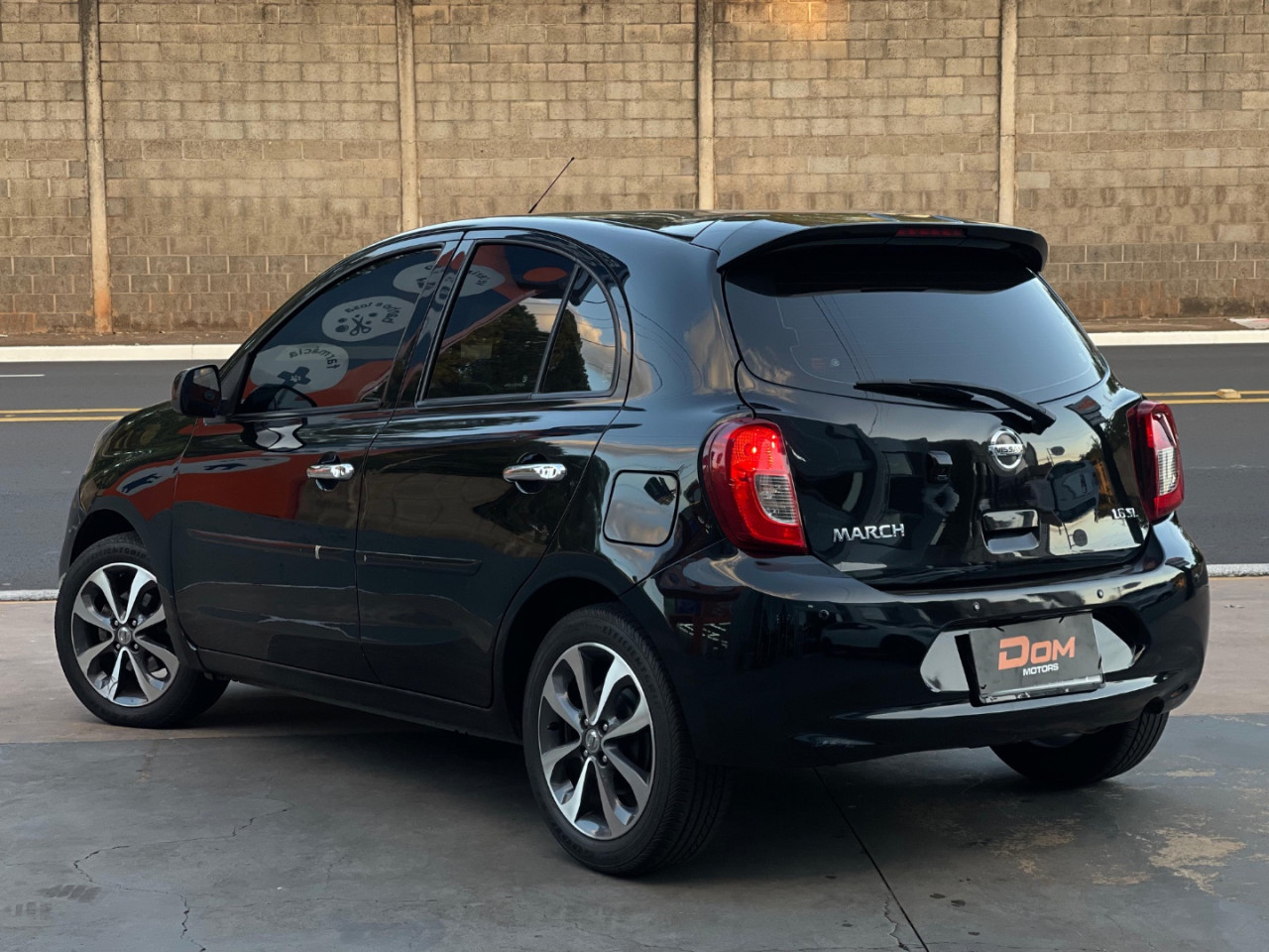 NISSAN March 1.6 16V 4P SL FLEX