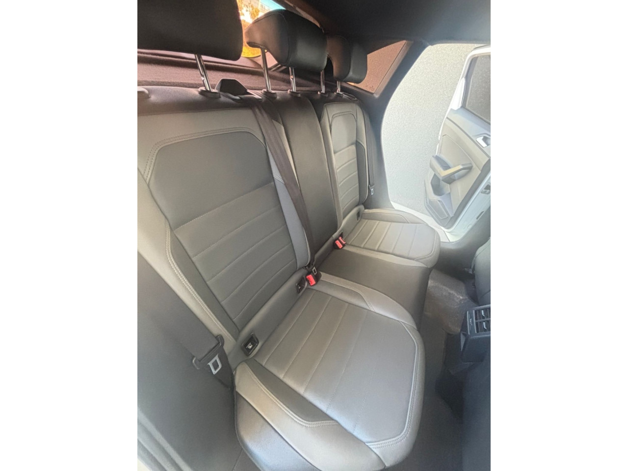 VOLKSWAGEN Nivus 1.0 4P FLEX 200 TSI HIGHLINE TURBO AUTOMÁTICO