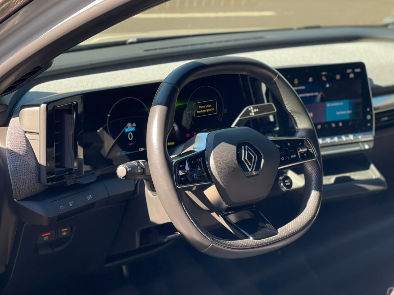 RENAULT Megane E-tech 60 Kw Elétrico Ev60