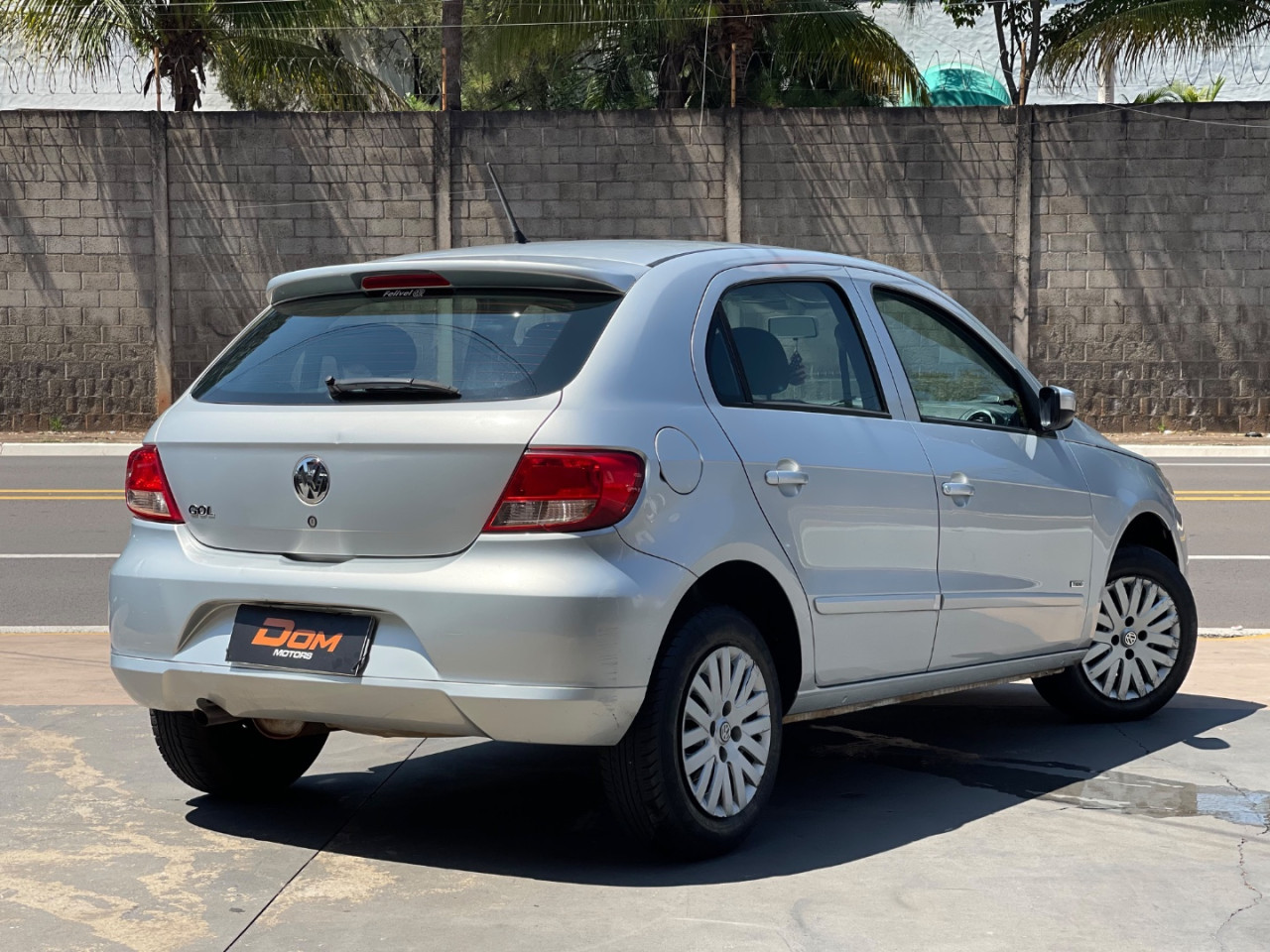 VOLKSWAGEN Gol 1.0 4P G5 FLEX