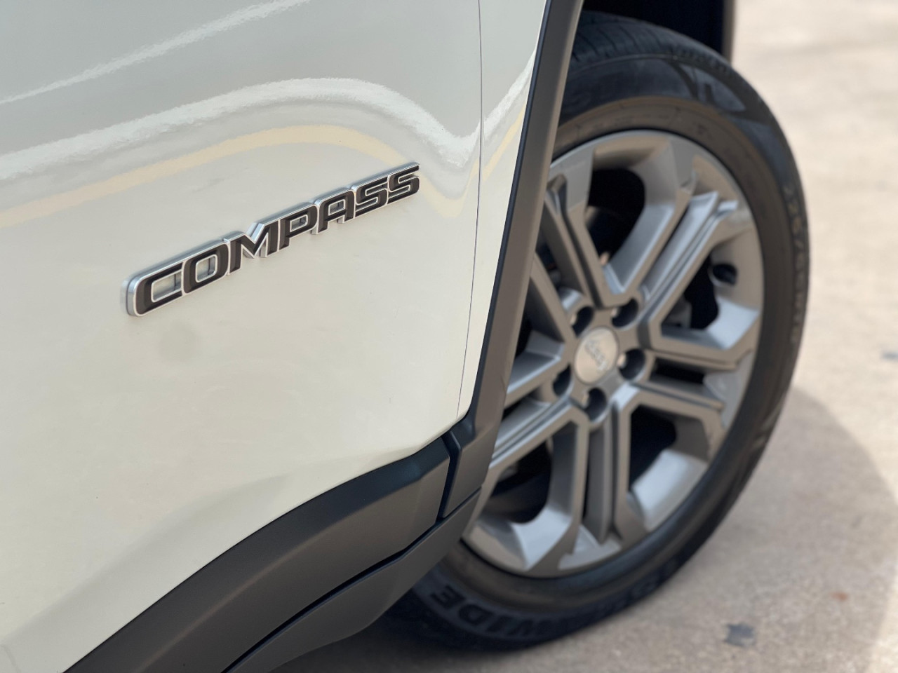 JEEP Compass 2.0 16V 4P 350 LONGITUDE 4X4 TURBO DIESEL AUTOMÁTICO