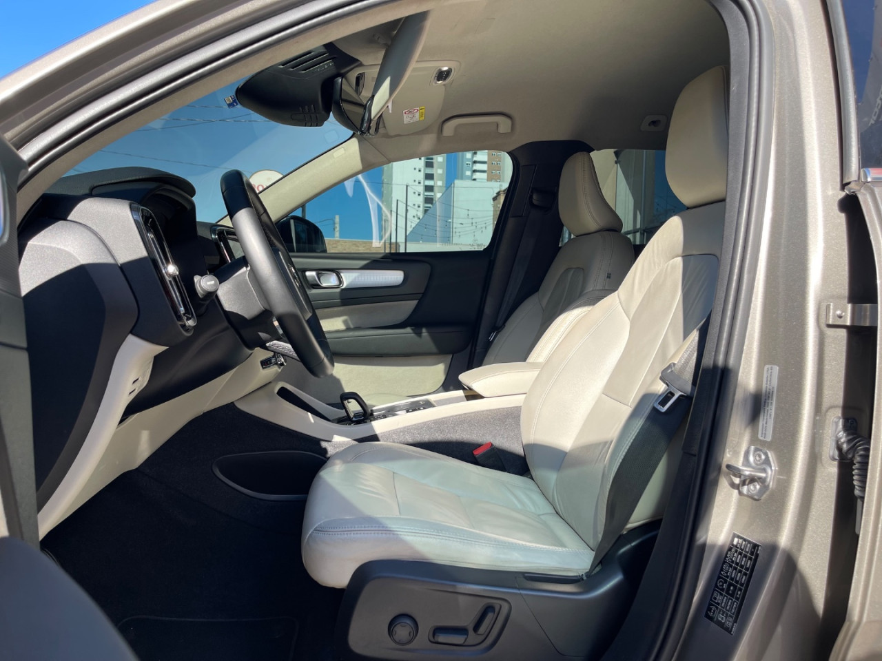 VOLVO XC40 1.5 16V 4P T5 RECHARGE HÍBRIDO INSCRIPTION GEARTRONIC AUTOMÁTICO