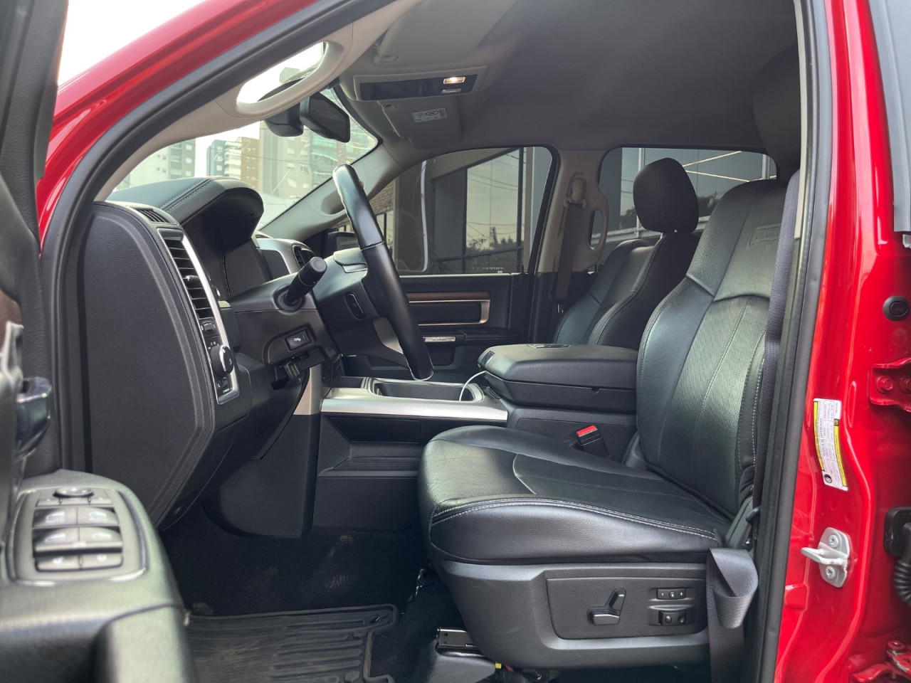 RAM Classic 5.7 V8 32V 4P R/T 4X4 AUTOMÁTICO