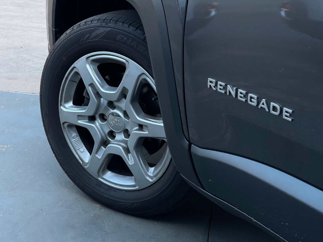 JEEP Renegade 1.3 16V 4P FLEX T270 SPORT TURBO AUTOMÁTICO