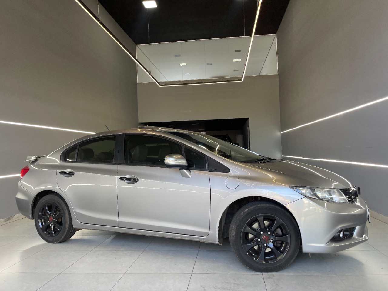 HONDA Civic 1.8 16V 4P EXS AUTOMÁTICO