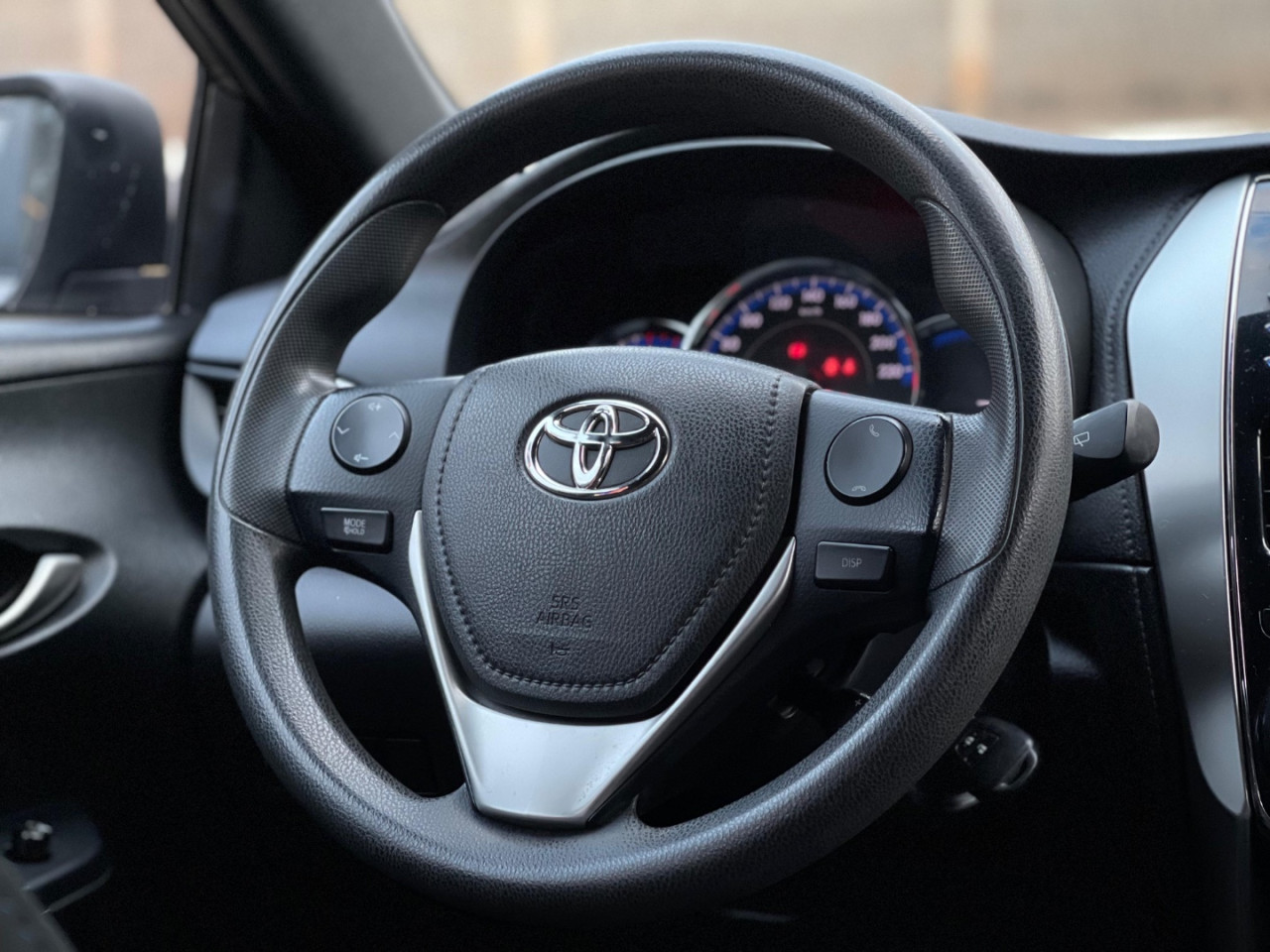TOYOTA Yaris Hatch 1.3 16V 4P FLEX XL MULTIDRIVE AUTOMÁTICO CVT